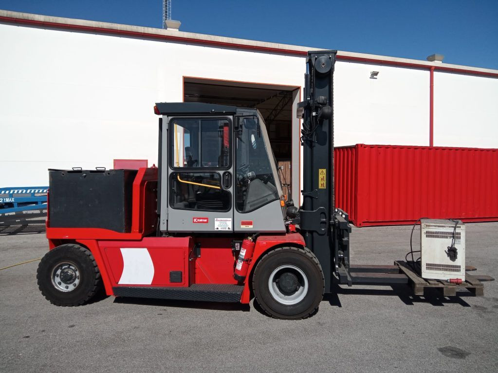 Kalmar ECE80-9 - Forklift listrik: gambar 1 Kalmar ECE80-9 - Forklift listrik: gambar 1