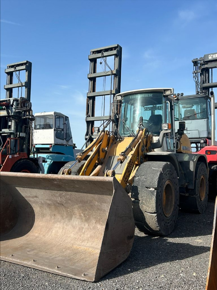 Liebherr L538 - Wheel loader: gambar 1 Liebherr L538 - Wheel loader: gambar 1