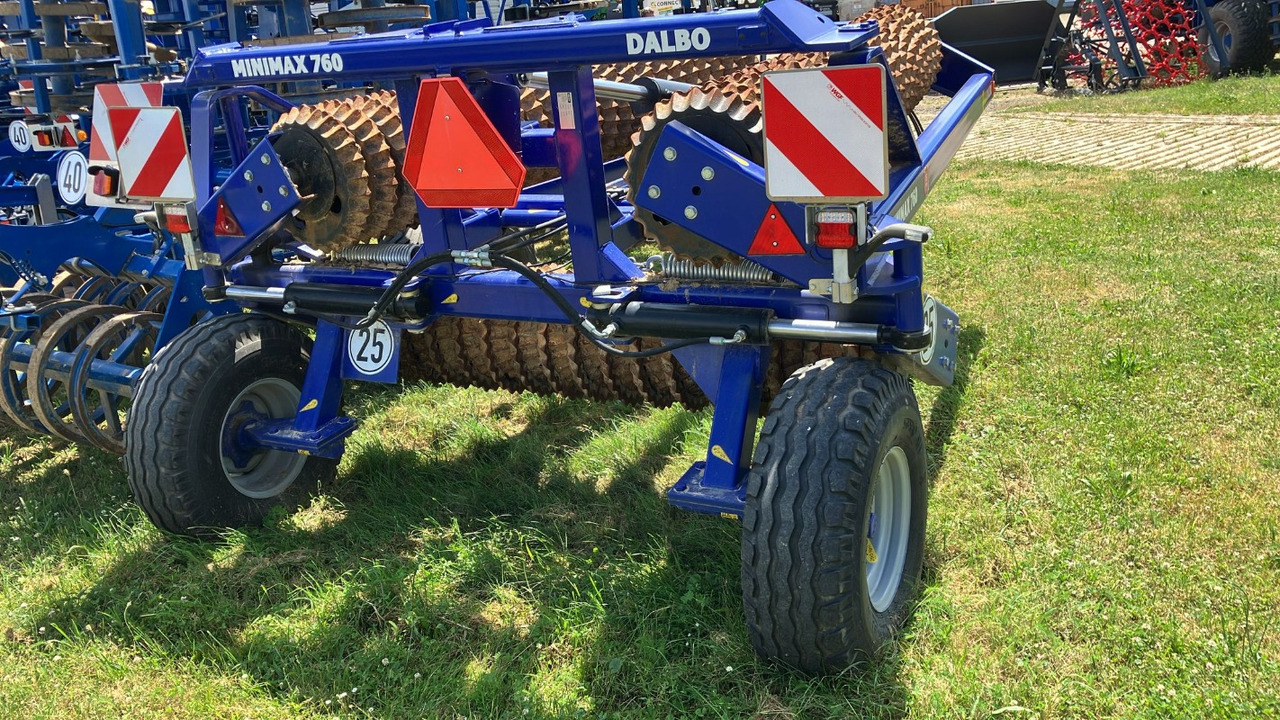 Dalbo Minimax 760 - Rol pertanian: gambar 4 Dalbo Minimax 760 - Rol pertanian: gambar 4