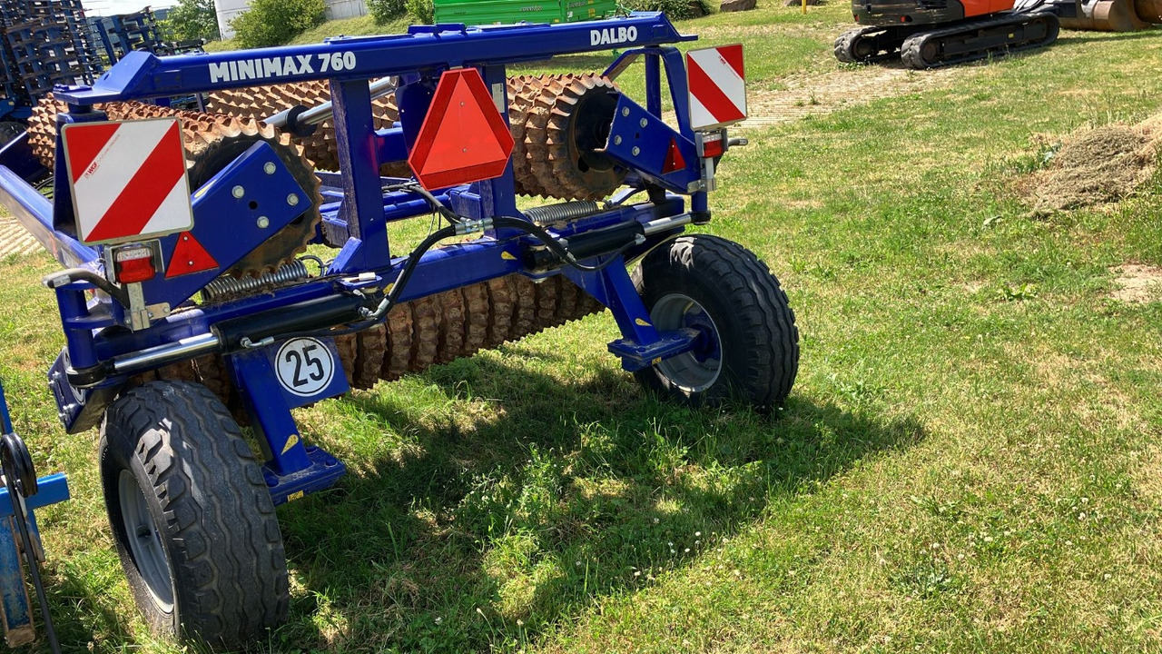Dalbo Minimax 760 - Rol pertanian: gambar 3 Dalbo Minimax 760 - Rol pertanian: gambar 3