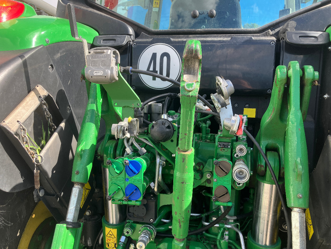 John Deere 6155M - Traktor: gambar 2 John Deere 6155M - Traktor: gambar 2