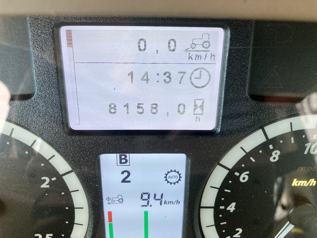 John Deere 6175M - Traktor: gambar 2 John Deere 6175M - Traktor: gambar 2