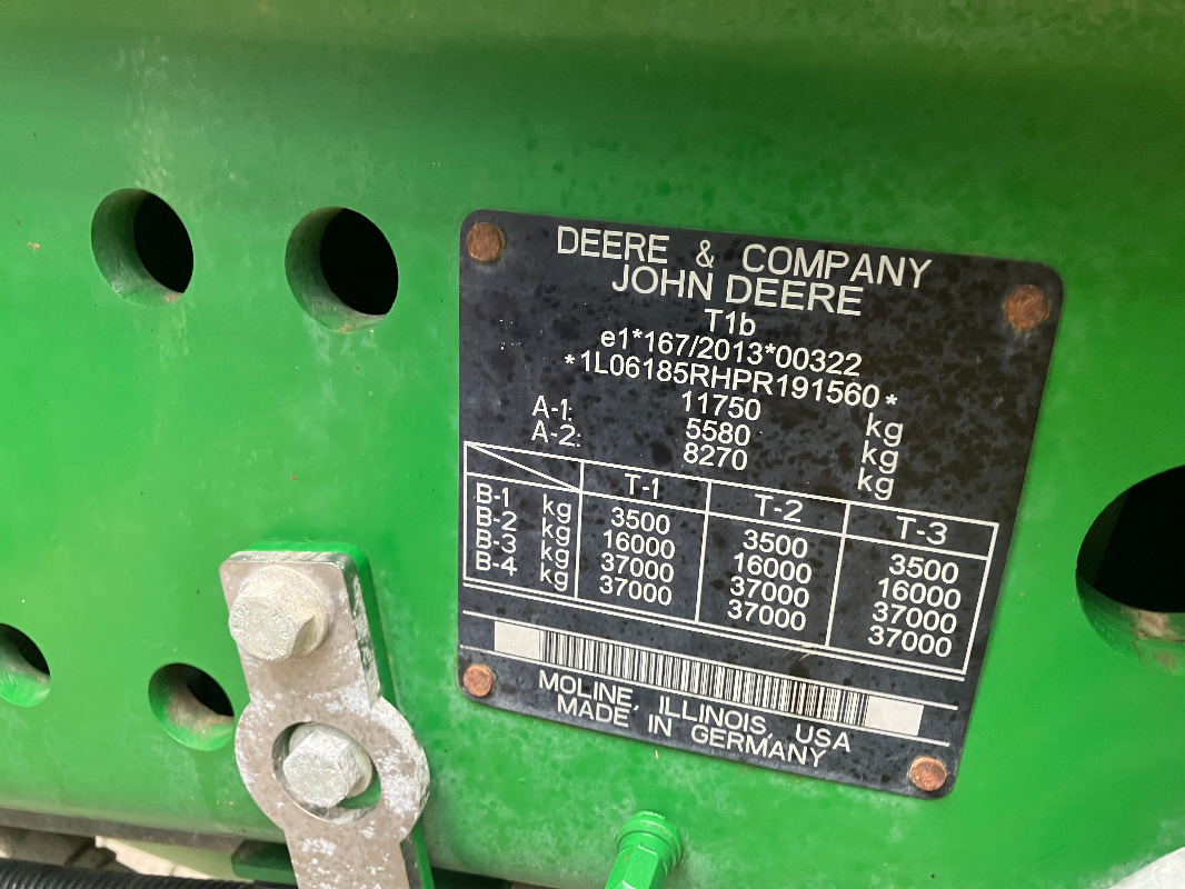 John Deere 6R185 - Traktor: gambar 3 John Deere 6R185 - Traktor: gambar 3