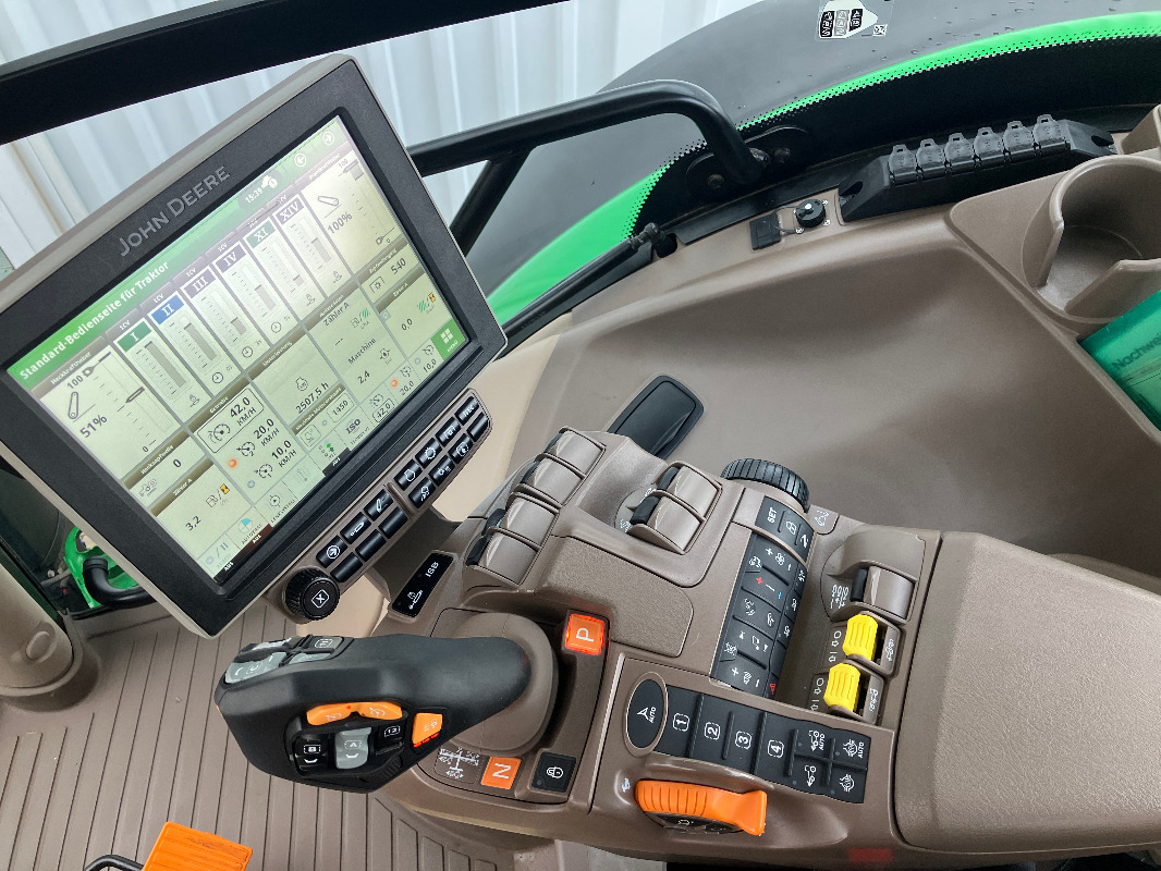 John Deere 6R185 - Traktor: gambar 5 John Deere 6R185 - Traktor: gambar 5