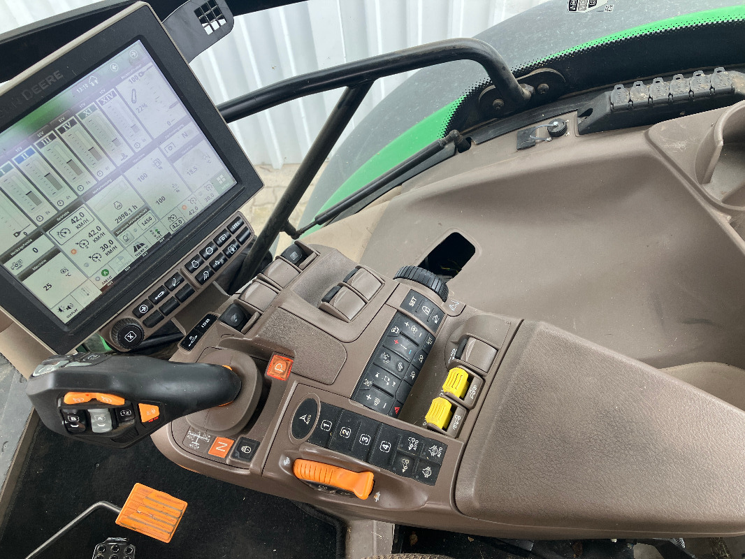 John Deere 6R185 - Traktor: gambar 5 John Deere 6R185 - Traktor: gambar 5