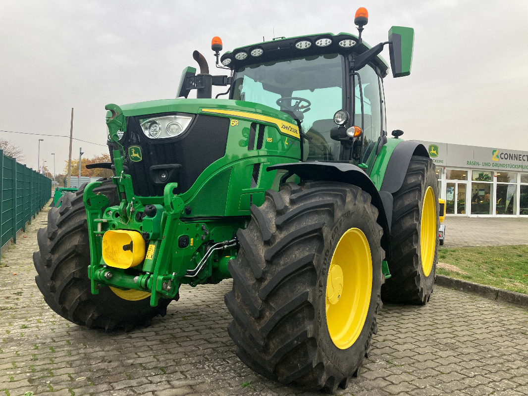 John Deere 6R185 - Traktor: gambar 1 John Deere 6R185 - Traktor: gambar 1