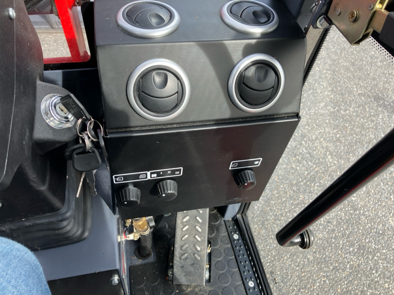 Toyo KU 826/ Radlader/ Hoflader/ Kompaktlader/... - Loader konstruksi: gambar 5 Toyo KU 826/ Radlader/ Hoflader/ Kompaktlader/... - Loader konstruksi: gambar 5