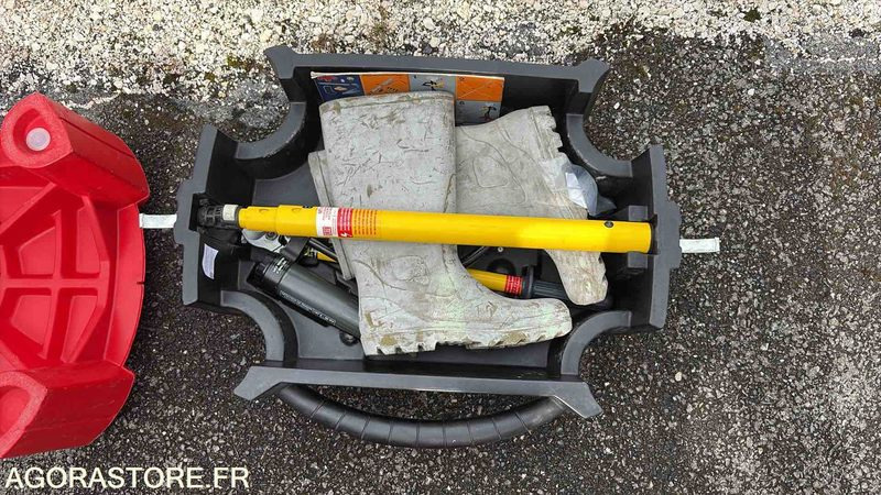 1 Lot de 21 VALISES ELECTRO-SECOURS - Peralatan dan perlengkapan: gambar 5 1 Lot de 21 VALISES ELECTRO-SECOURS - Peralatan dan perlengkapan: gambar 5