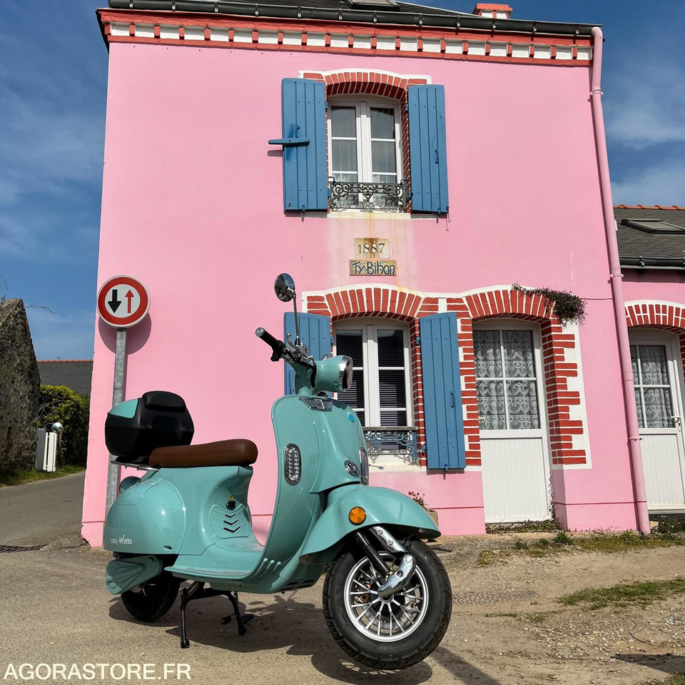 1 Scooter e-retro 50cc - Easy Watts - Sepeda motor: gambar 1 1 Scooter e-retro 50cc - Easy Watts - Sepeda motor: gambar 1