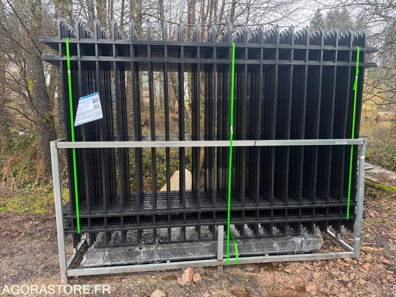 20 Grille de clôture grille barreaudée Lot n*1 - Peralatan dan perlengkapan: gambar 1 20 Grille de clôture grille barreaudée Lot n*1 - Peralatan dan perlengkapan: gambar 1