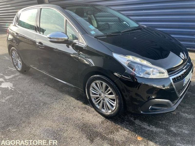208 ALLURE PT 110cv-05/2016- 87950 KM - Mobil: gambar 4 208 ALLURE PT 110cv-05/2016- 87950 KM - Mobil: gambar 4