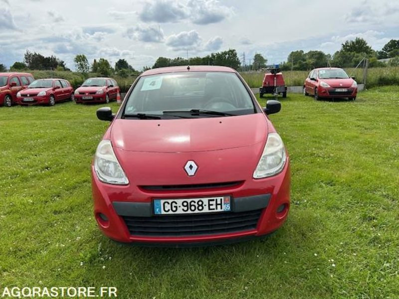 4 / RENAULT CLIO / CG-968-EH / VL / 13 ans - Mobil: gambar 1 4 / RENAULT CLIO / CG-968-EH / VL / 13 ans - Mobil: gambar 1