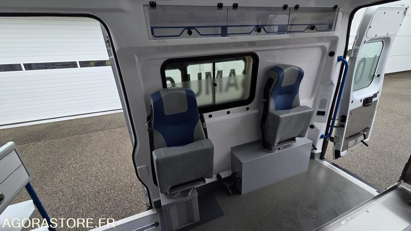 Ambulans AMBULANCE DE TYPE C - FIAT DUCATO L3-H2 177cv ANNEE 2016 - 259 200km: gambar 26 Ambulans AMBULANCE DE TYPE C - FIAT DUCATO L3-H2 177cv ANNEE 2016 - 259 200km: gambar 26