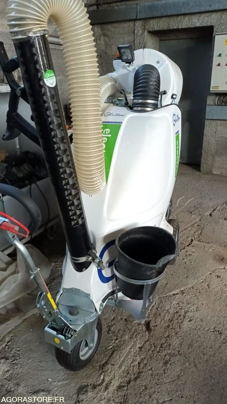 ASPIRATEUR DE VOIERIE GLOUTON - Peralatan kebun: gambar 1 ASPIRATEUR DE VOIERIE GLOUTON - Peralatan kebun: gambar 1