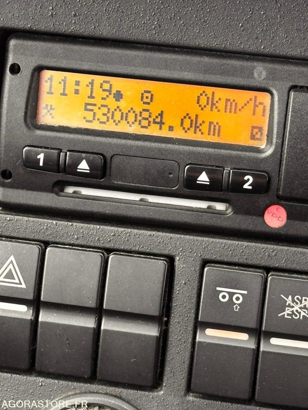 AUTOCAR MAN LIONS COACH R08 / 14M / 63+1+1+WC / 530 084KM - Bus pariwisata: gambar 5 AUTOCAR MAN LIONS COACH R08 / 14M / 63+1+1+WC / 530 084KM - Bus pariwisata: gambar 5