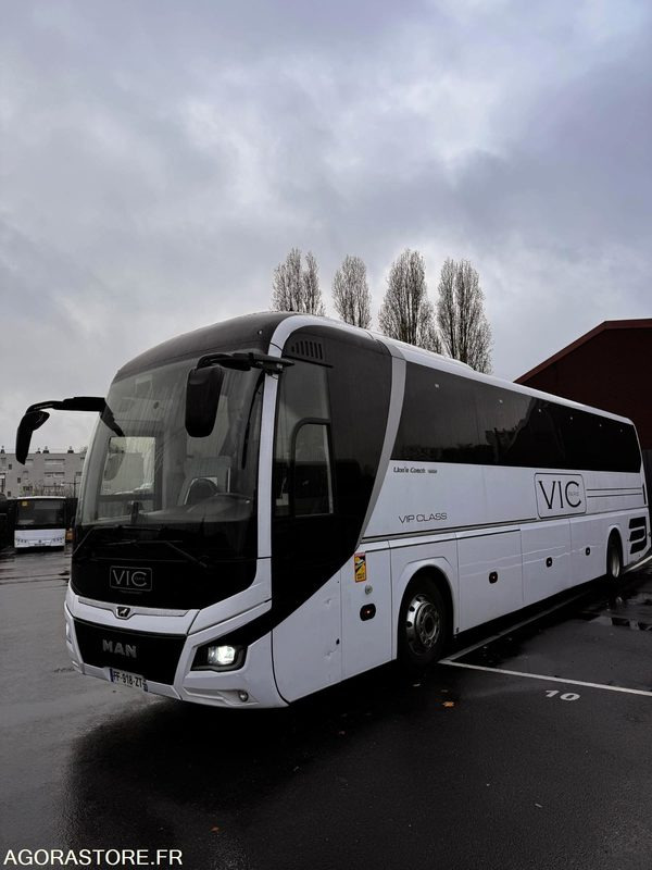 AUTOCAR MAN LIONS COACH R10 / 13M / 55+1+1+WC / 294 869KM - Bus pariwisata: gambar 1 AUTOCAR MAN LIONS COACH R10 / 13M / 55+1+1+WC / 294 869KM - Bus pariwisata: gambar 1