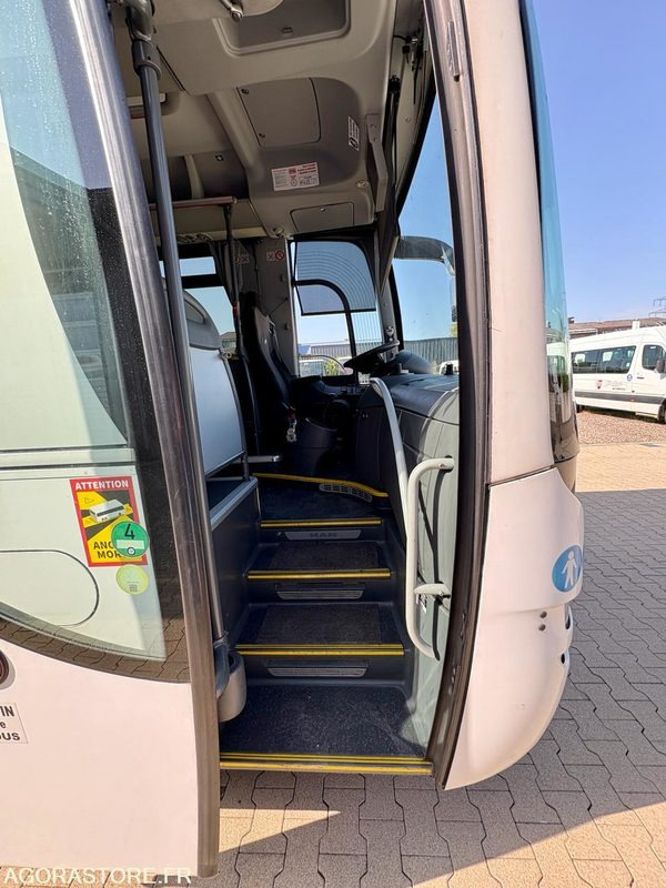 AUTOCAR - MAN Lions Regio - 318.000km - EURO6 - Parc 114 - Bus sekolah: gambar 5 AUTOCAR - MAN Lions Regio - 318.000km - EURO6 - Parc 114 - Bus sekolah: gambar 5