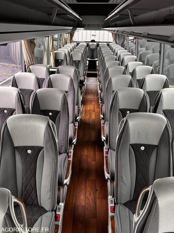 AUTOCAR MERCEDES TRAVEGO 15 RHD / 12M / 49+1+1+WC / 560732KM - Bus pariwisata: gambar 4 AUTOCAR MERCEDES TRAVEGO 15 RHD / 12M / 49+1+1+WC / 560732KM - Bus pariwisata: gambar 4