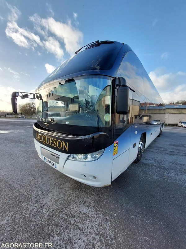 AUTOCAR NEOPLAN CITYLINER P16 L / 14M / 48+1+1+WC / 645008KM - Bus pariwisata: gambar 3 AUTOCAR NEOPLAN CITYLINER P16 L / 14M / 48+1+1+WC / 645008KM - Bus pariwisata: gambar 3