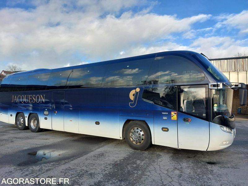 AUTOCAR NEOPLAN CITYLINER P16 L / 14M / 48+1+1+WC / 645008KM - Bus pariwisata: gambar 4 AUTOCAR NEOPLAN CITYLINER P16 L / 14M / 48+1+1+WC / 645008KM - Bus pariwisata: gambar 4