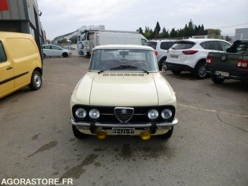 Mobil Alfa Romeo Giulia - 1976 - 92500km - COLLECTION - Livret d'origine: gambar 10