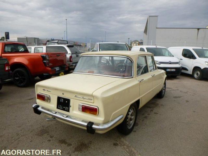 Mobil Alfa Romeo Giulia - 1976 - 92500km - COLLECTION - Livret d'origine: gambar 12