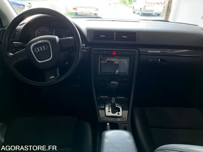 Audi s4 4.2 v8 Quattro tiptronic 146853 2005 - Mobil: gambar 5 Audi s4 4.2 v8 Quattro tiptronic 146853 2005 - Mobil: gambar 5