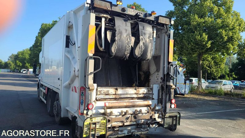 BA 543 PD - MERCEDES ECONIC 2633 - 2010 - 256434KM - Truk sampah: gambar 4 BA 543 PD - MERCEDES ECONIC 2633 - 2010 - 256434KM - Truk sampah: gambar 4