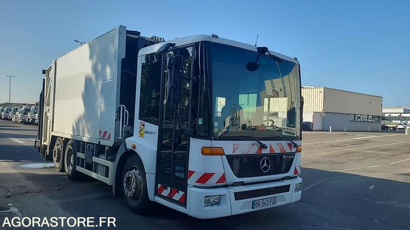 BA 543 PD - MERCEDES ECONIC 2633 - 2010 - 256434KM - Truk sampah: gambar 1 BA 543 PD - MERCEDES ECONIC 2633 - 2010 - 256434KM - Truk sampah: gambar 1
