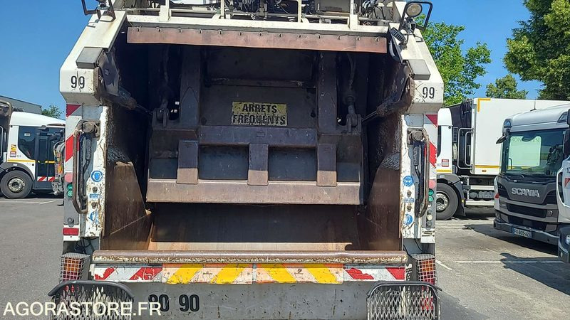 BB 817 DM - RENAULT PREMIUM 340 - 265653KM - 2010 - Truk sampah: gambar 4 BB 817 DM - RENAULT PREMIUM 340 - 265653KM - 2010 - Truk sampah: gambar 4