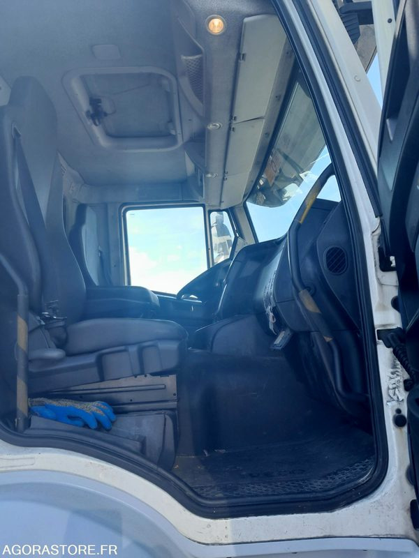BOM 26T IVECO GNV (6018-VPIDF-66ICAM571X) - Truk sampah: gambar 2 BOM 26T IVECO GNV (6018-VPIDF-66ICAM571X) - Truk sampah: gambar 2