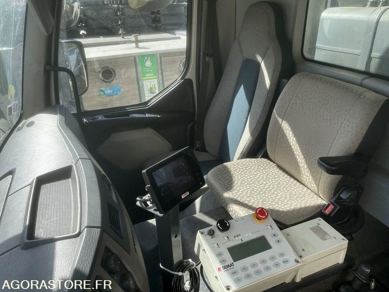 BOM 26T avec LC auto 851 - Truk sampah: gambar 4 BOM 26T avec LC auto 851 - Truk sampah: gambar 4