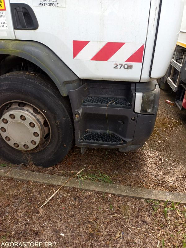 BOM - RENAULT PREMIUM 270 DXI - 182 334 KM - NON ROULANT - Truk sampah: gambar 2 BOM - RENAULT PREMIUM 270 DXI - 182 334 KM - NON ROULANT - Truk sampah: gambar 2