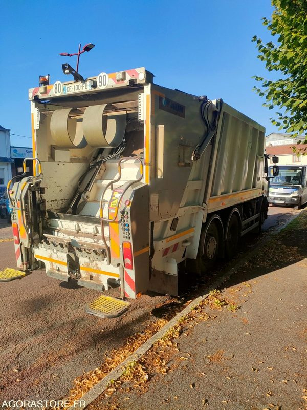 BOM Renault 26 tonnes - Truk sampah: gambar 3 BOM Renault 26 tonnes - Truk sampah: gambar 3