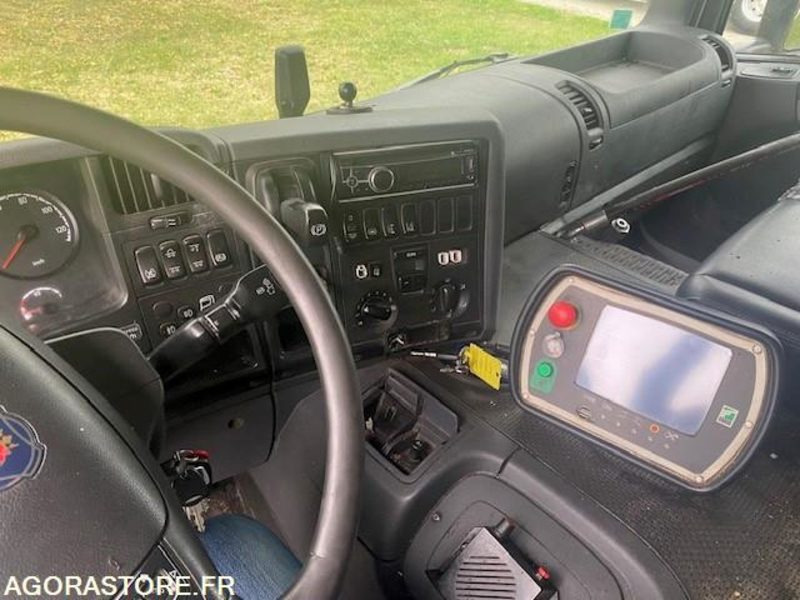 BOM SCANIA P 380 - 2015 - 164 000km - Truk sampah: gambar 5 BOM SCANIA P 380 - 2015 - 164 000km - Truk sampah: gambar 5