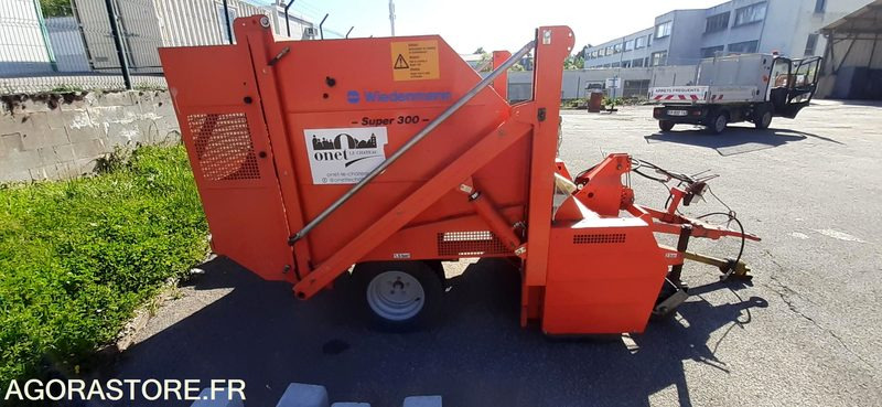 Balayeuse stade Wiedeman - 1992 - Peralatan kebun: gambar 1 Balayeuse stade Wiedeman - 1992 - Peralatan kebun: gambar 1