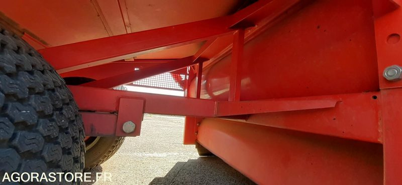 Balayeuse stade Wiedeman - 1992 - Peralatan kebun: gambar 5 Balayeuse stade Wiedeman - 1992 - Peralatan kebun: gambar 5