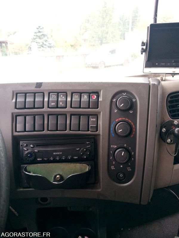 Truk sampah Bom Renault 320DXI: gambar 10 Truk sampah Bom Renault 320DXI: gambar 10