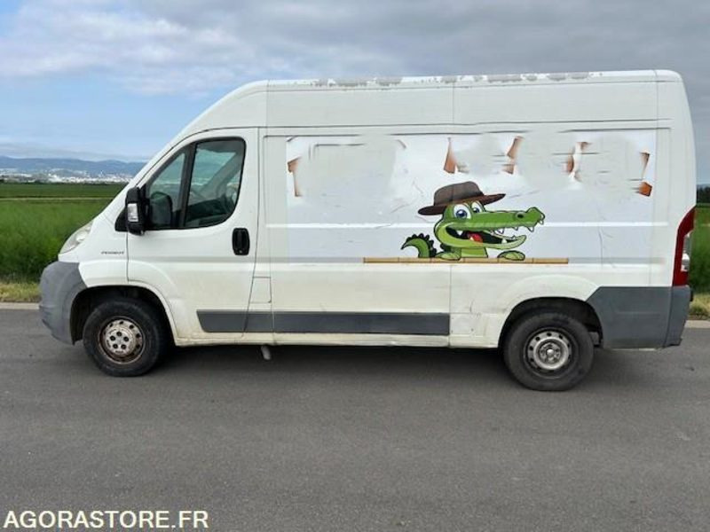 Boxer L2 H2 2.2 L 120 CH - 205 090 kms - 2010 - Van panel: gambar 4 Boxer L2 H2 2.2 L 120 CH - 205 090 kms - 2010 - Van panel: gambar 4