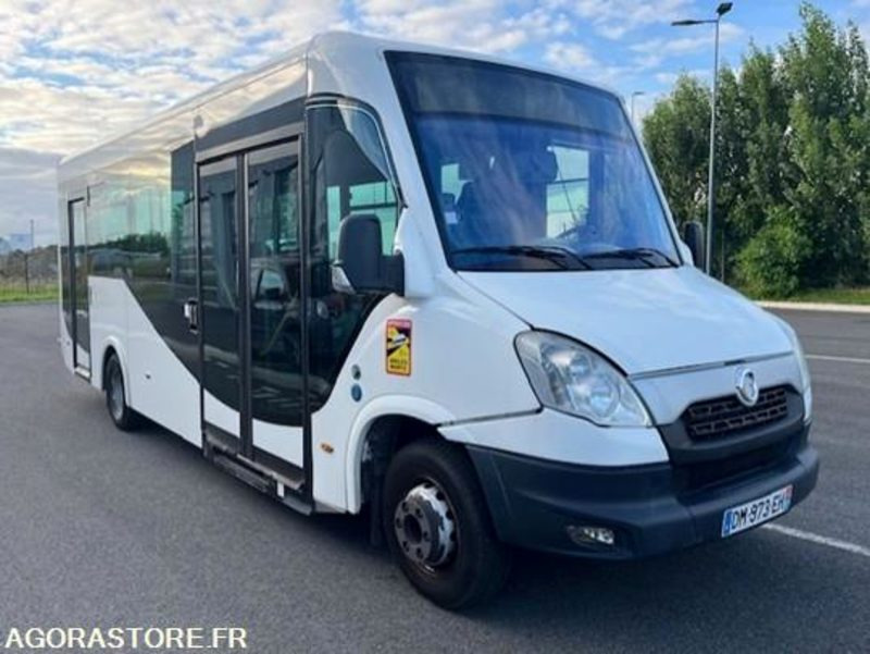 IVECO CYTIOS - 2014 - 219967KMS - Bus: gambar 1 IVECO CYTIOS - 2014 - 219967KMS - Bus: gambar 1