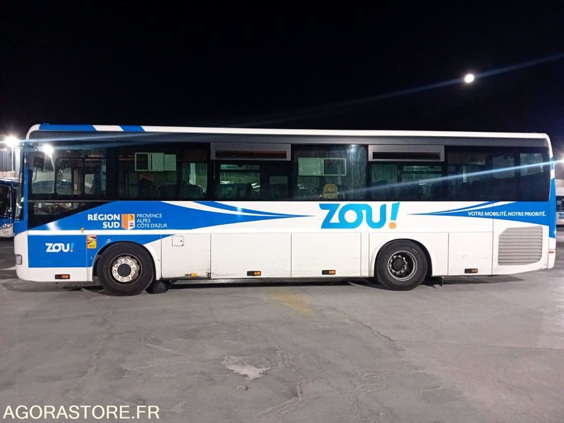 CAR IRISBUS RECREO N°11411 MEC 2009 - KM 264000 - Bus sekolah: gambar 3 CAR IRISBUS RECREO N°11411 MEC 2009 - KM 264000 - Bus sekolah: gambar 3