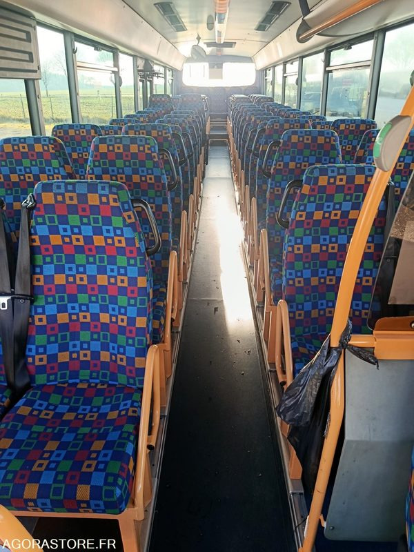 CAR IRISBUS RECREO - N°20507 - MEC 2010 -279000KM / AL-694-VX - Bus sekolah: gambar 5 CAR IRISBUS RECREO - N°20507 - MEC 2010 -279000KM / AL-694-VX - Bus sekolah: gambar 5