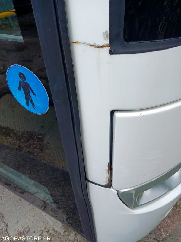 CAR MERCEDES INTOURO 436244 kms 2010 - Bus sekolah: gambar 4 CAR MERCEDES INTOURO 436244 kms 2010 - Bus sekolah: gambar 4