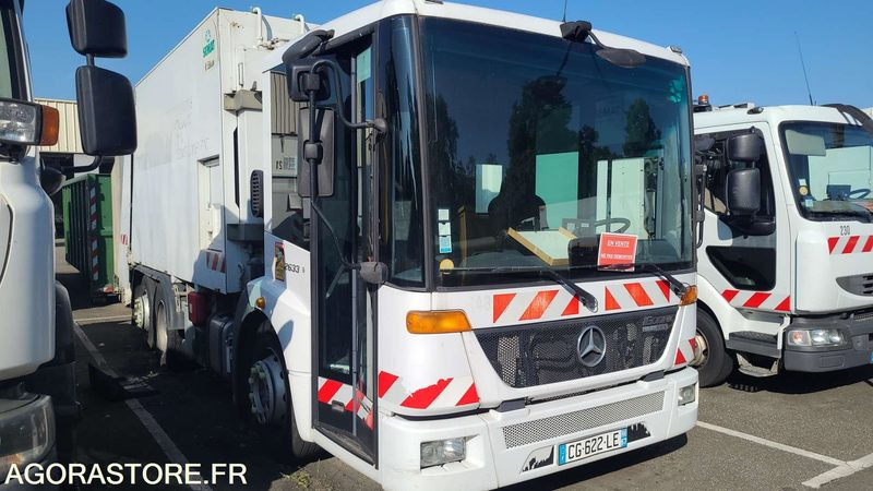 CG 622 LE - MERCEDES ECONIC 2633 - 2013 - 203000KM - Truk sampah: gambar 2 CG 622 LE - MERCEDES ECONIC 2633 - 2013 - 203000KM - Truk sampah: gambar 2