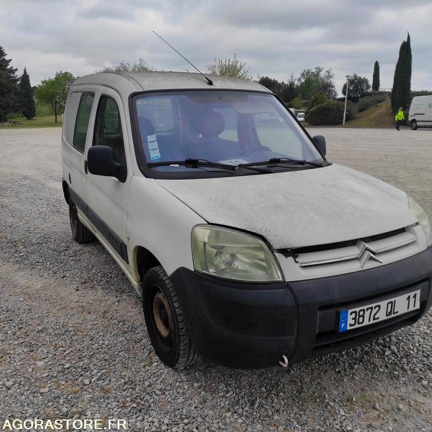 CITROEN BERLINGO 2.0 HDI 90 CV CLUB ENTREPRISE - Van kecil: gambar 1 CITROEN BERLINGO 2.0 HDI 90 CV CLUB ENTREPRISE - Van kecil: gambar 1