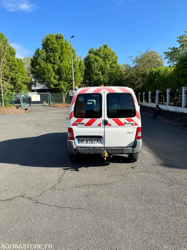 CITROËN BERLINGO - 2010 - 211 000 KM - Van kecil: gambar 2 CITROËN BERLINGO - 2010 - 211 000 KM - Van kecil: gambar 2