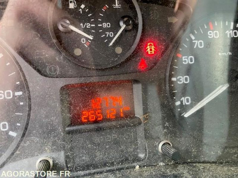 CITROEN BERLINGO 3576 - Van kecil: gambar 2 CITROEN BERLINGO 3576 - Van kecil: gambar 2