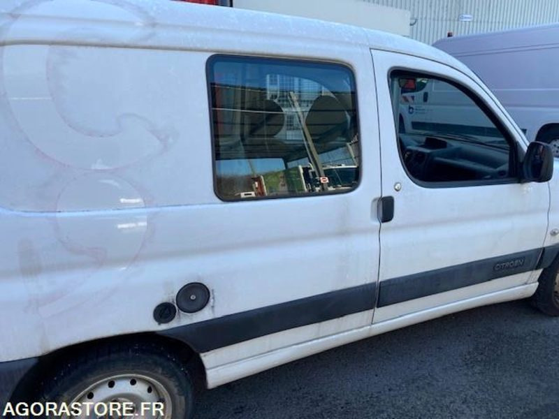 CITROEN BERLINGO ESS GPL 2499 - Van kecil: gambar 4 CITROEN BERLINGO ESS GPL 2499 - Van kecil: gambar 4