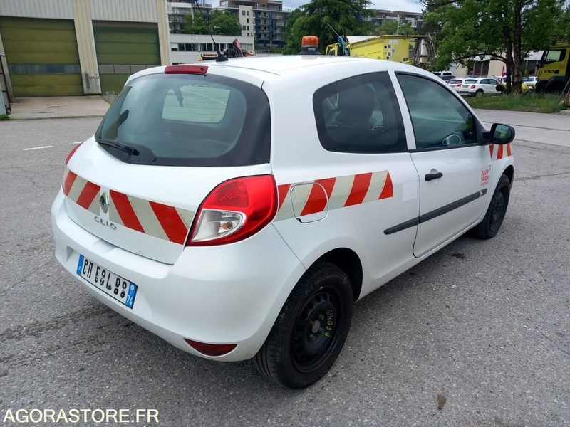 CLIO III DCI75 3 PORTES (BR0512) - Mobil: gambar 4 CLIO III DCI75 3 PORTES (BR0512) - Mobil: gambar 4