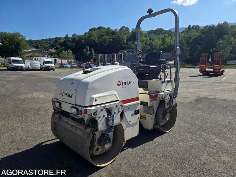 COMPACTEUR TANDEM 2,5T- DYNAPAC - 2015 / 2148 HEURES (M79810) - Roller: gambar 1 COMPACTEUR TANDEM 2,5T- DYNAPAC - 2015 / 2148 HEURES (M79810) - Roller: gambar 1